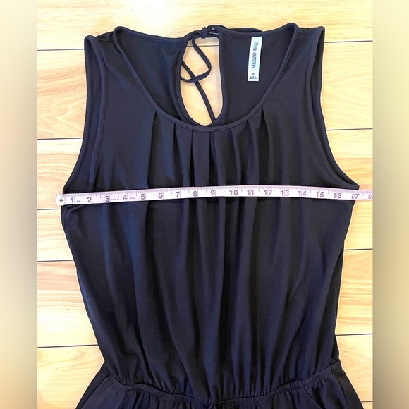 Black Sleeveless WOMENS XL BLACK One Piece SHORTS, EXCELLENT CONDITION & NICE - Picture 8 of 11